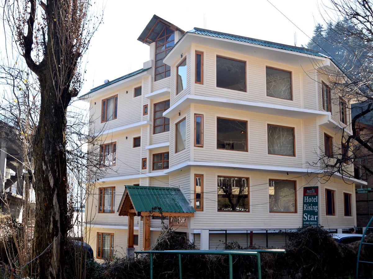 Hotel Rising Star Manāli Exteriör bild