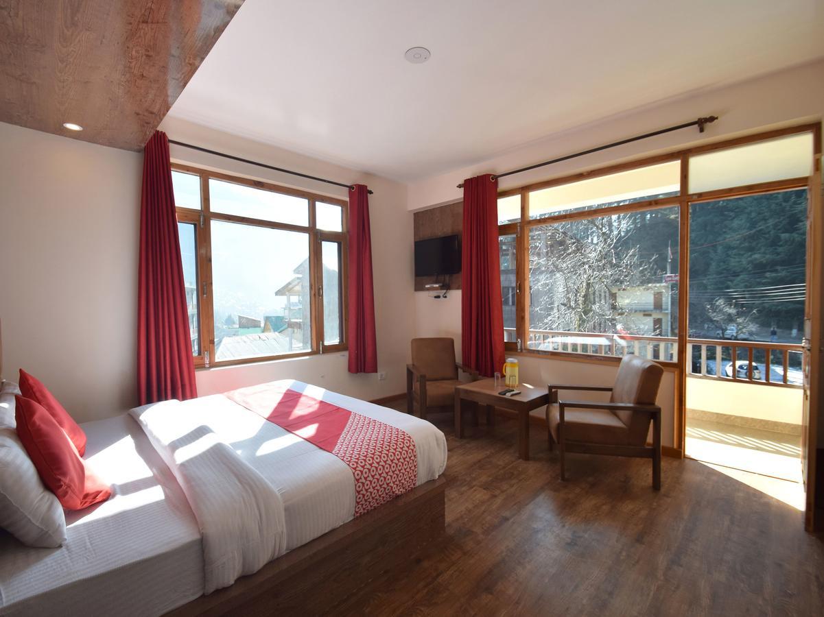 Hotel Rising Star Manāli Exteriör bild